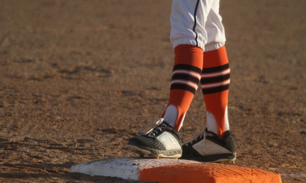 What Is the Role of Baseball Stirrups? – Mk Socks